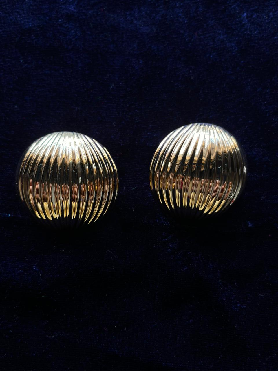 SPHERE EARRINGS